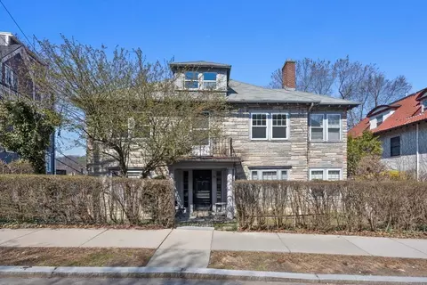 79 Winthrop Rd, Brookline, MA 02445