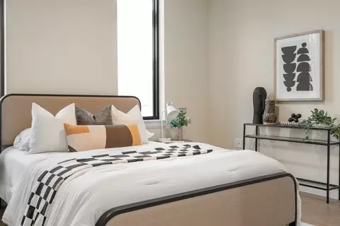 100 Lincoln St #503, Boston, MA 02135