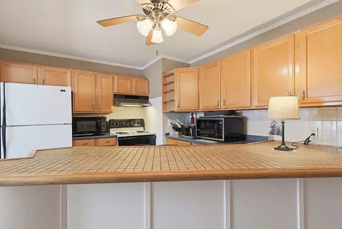 391 Middle St, Fall River, MA 02724 photo 20