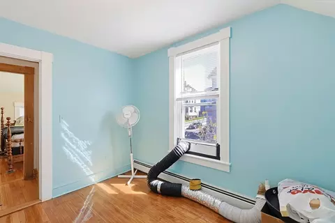 391 Middle St, Fall River, MA 02724 photo 33