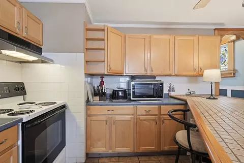 391 Middle St, Fall River, MA 02724 photo 18