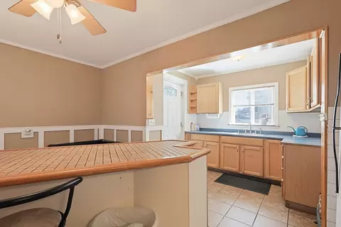 391 Middle St, Fall River, MA 02724 photo 15