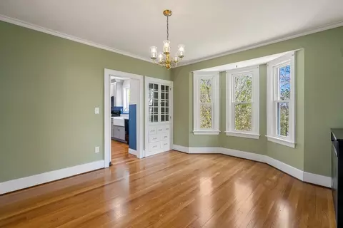 Living - 40 Chatanika Ave, Worcester, MA 01602 photo 1 of 6