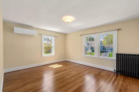 Bedroom - 40 Chatanika Ave, Worcester, MA 01602 photo 2 of 4