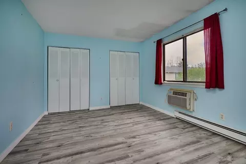 Bedroom - 170 E Hadley Rd #52, Amherst, MA 01002 photo 1 of 4