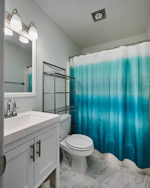 Bath - 170 E Hadley Rd #52, Amherst, MA 01002 photo 2 of 2