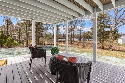Exterior - 5 Bell Rd Ext, Bourne, MA 02532 photo 6 of 7