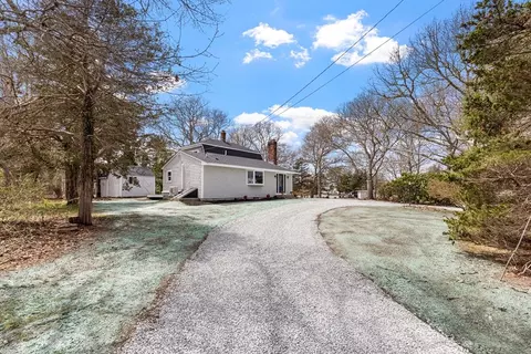Exterior - 5 Bell Rd Ext, Bourne, MA 02532 photo 3 of 7