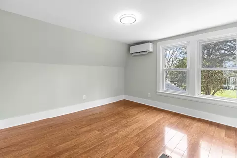 Bedroom - 5 Bell Rd Ext, Bourne, MA 02532 photo 4 of 4