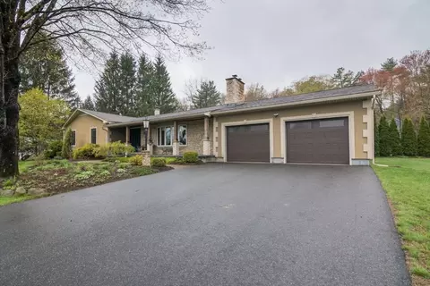 260 N Liberty St, Belchertown, MA 01007