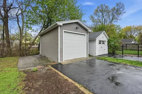 77 Dorset St, Springfield, MA 01108 photo 28