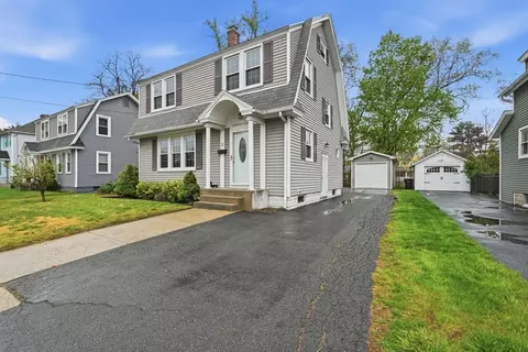 77 Dorset St, Springfield, MA 01108 photo 2