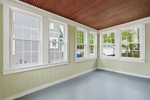77 Dorset St, Springfield, MA 01108 photo 12