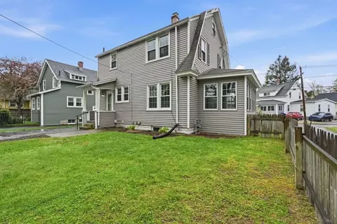 77 Dorset St, Springfield, MA 01108 photo 32