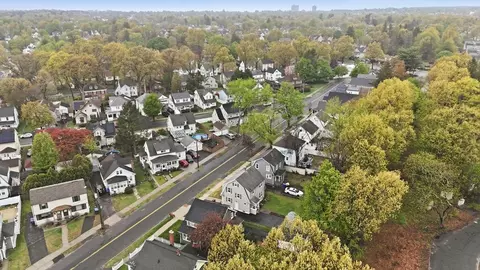 77 Dorset St, Springfield, MA 01108 photo 36