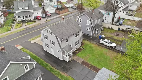 77 Dorset St, Springfield, MA 01108 photo 37