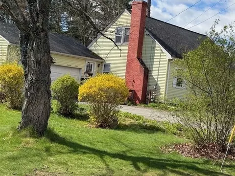 23 Jonathan Dr, Ayer, MA 01432 photo 2