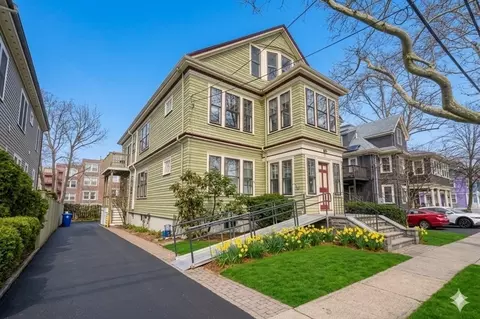 100 Beals St, Brookline, MA 02446