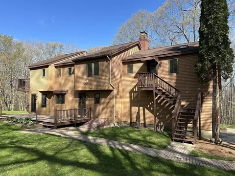 Exterior - 399 Central Tpke, Sutton, MA 01590 photo 3 of 4