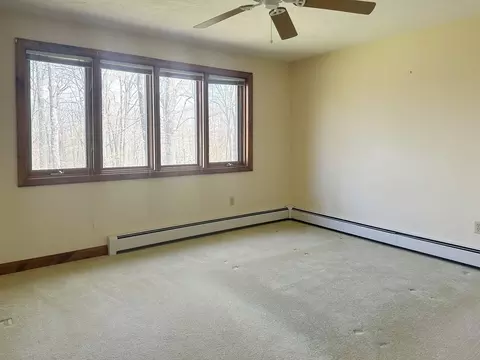 Bedroom - 399 Central Tpke, Sutton, MA 01590 photo 3 of 6