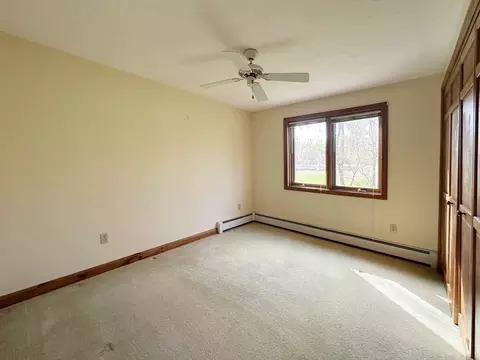 Bedroom - 399 Central Tpke, Sutton, MA 01590 photo 5 of 6