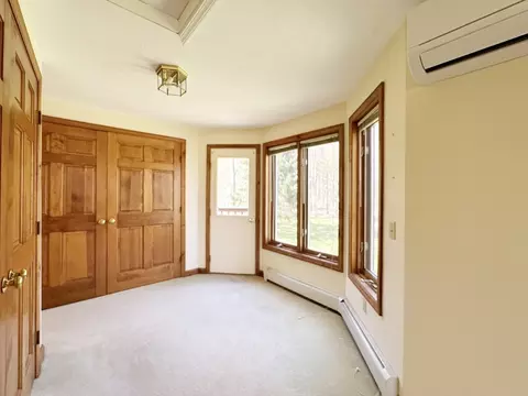 Bedroom - 399 Central Tpke, Sutton, MA 01590 photo 2 of 6