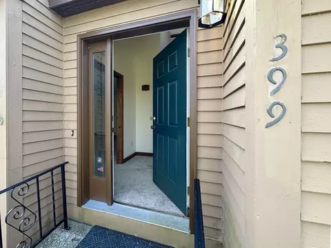 Entry Way - 399 Central Tpke, Sutton, MA 01590 photo 1 of 2