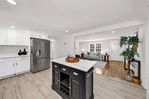 Kitchen - 42 Lawsbrook Rd, Acton, MA 01720 photo 5 of 5