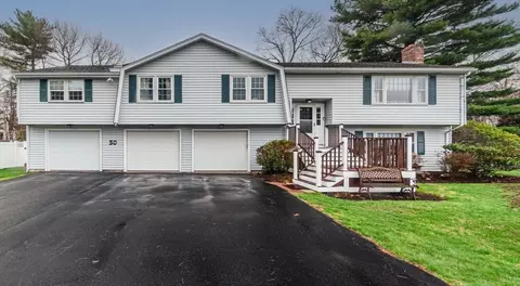 30 Burning Tree Rd, Natick, MA 01760 photo 2