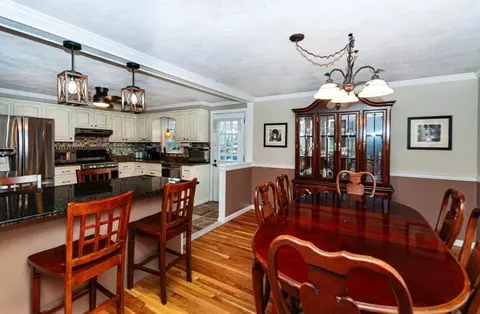 30 Burning Tree Rd, Natick, MA 01760 photo 8