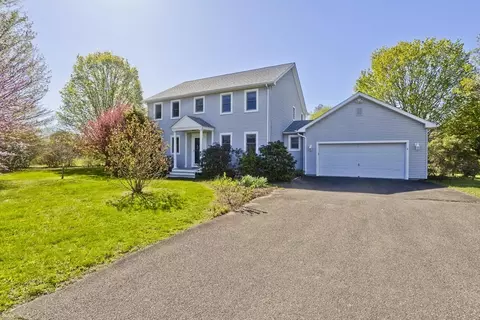 3 Grand Oak Farm Rd, Hadley, MA 01035