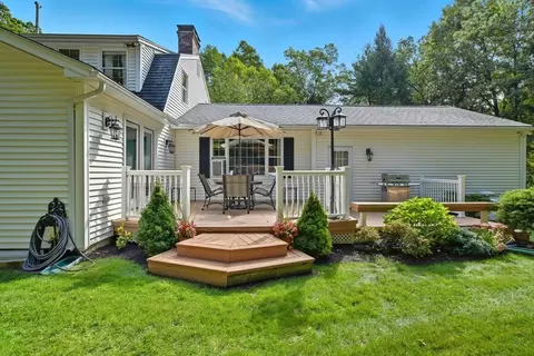 Exterior - 201 Belchertown Rd, Ware, MA 01082 photo 5 of 9