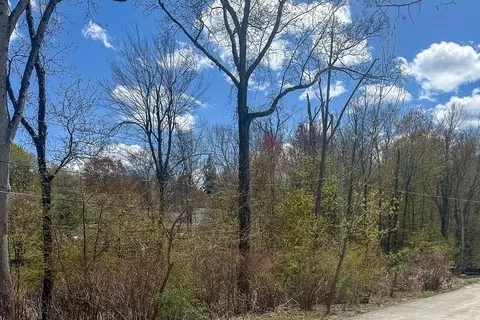9 Luther Ave, Worcester, MA 01605 photo 3