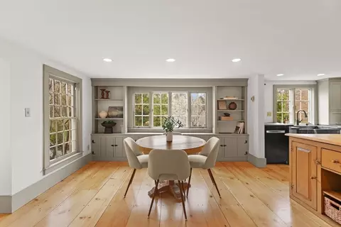 483 Franklin St, Reading, MA 01867 photo 8
