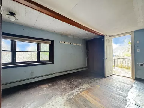 Bedroom - 445 Western Ave, Gloucester, MA 01930 photo 3 of 3
