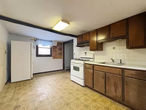 Kitchen - 445 Western Ave, Gloucester, MA 01930 photo 4 of 4