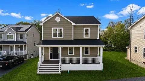 1001 Bay St, Fall River, MA 02724