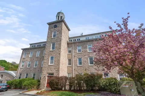 7 S Stone Mill Dr #403, Dedham, MA 02026