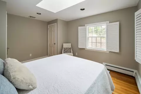 Bedroom - 18 Saddle Ridge Rd, Dover, MA 02030 photo 5 of 6