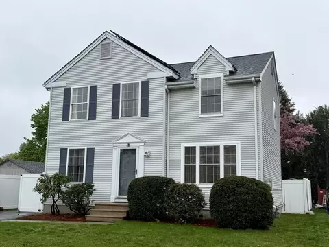 4 Laurence Ln, East Longmeadow, MA 01028