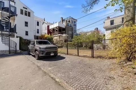 Exterior - 512 E Broadway, Boston, MA 02127 photo 5 of 8