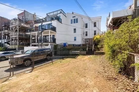 Exterior - 512 E Broadway, Boston, MA 02127 photo 4 of 8