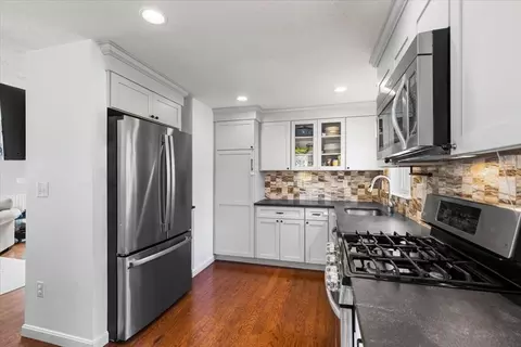 57 Debbies Ln, Barnstable, MA 02648 photo 11