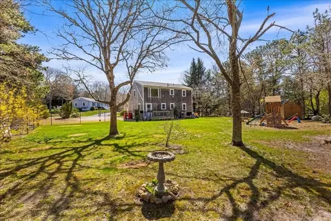 57 Debbies Ln, Barnstable, MA 02648 photo 2