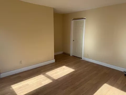 Living - 37-39 Wilmont St, Springfield, MA 01108 photo 2 of 2