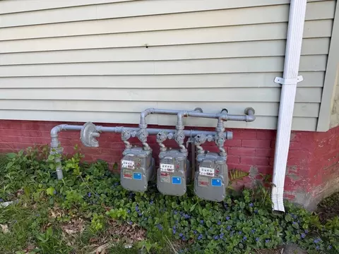 Exterior - 37-39 Wilmont St, Springfield, MA 01108 photo 3 of 5