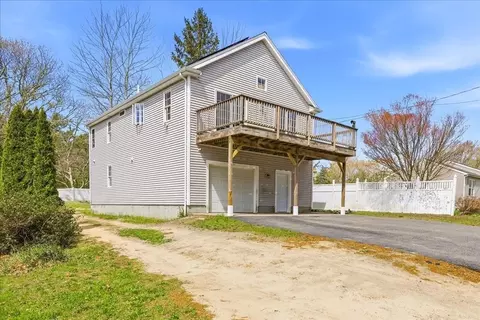 35 Freshmeadow Dr, Wareham, MA 02571 photo 3