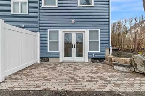 Exterior - 6 Neptune Pl # R, Gloucester, MA 01930 photo 3 of 6