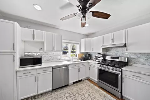 86 Prospect St, Canton, MA 02021 photo 4