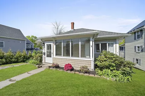 86 Prospect St, Canton, MA 02021